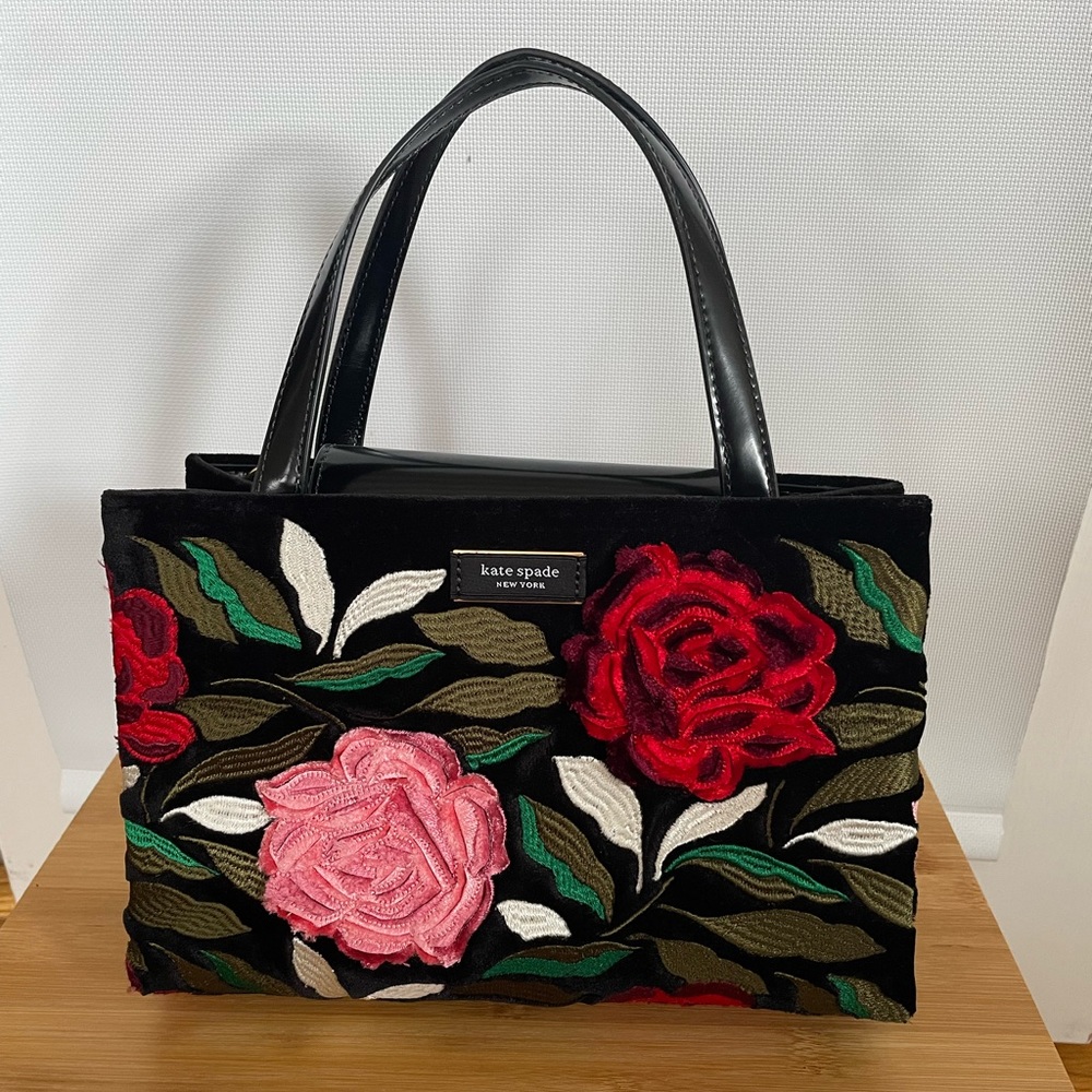Kate Spade Morgan Rose Small Purse with convertible strap, new, never used!